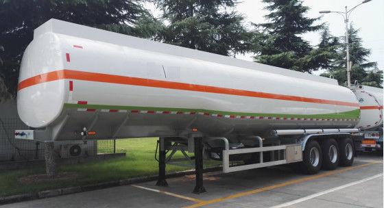 China De aceite del tanque árbol de Cbm FUWA 13T del camión de remolque semi 40 para el transporte del aceite proveedor
