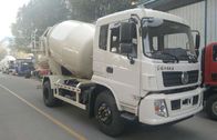 China color del modo de la impulsión del camión 4X2 del mezclador concreto 6m3 modificado para requisitos particulares con el motor de Yuchai fábrica