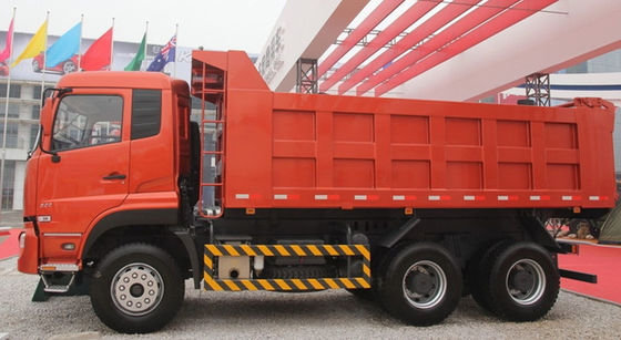 Color rojo del modelo de la impulsión del camión volquete 6X4 de la explotación minera de DongFeng con 340HP Cummins Engine